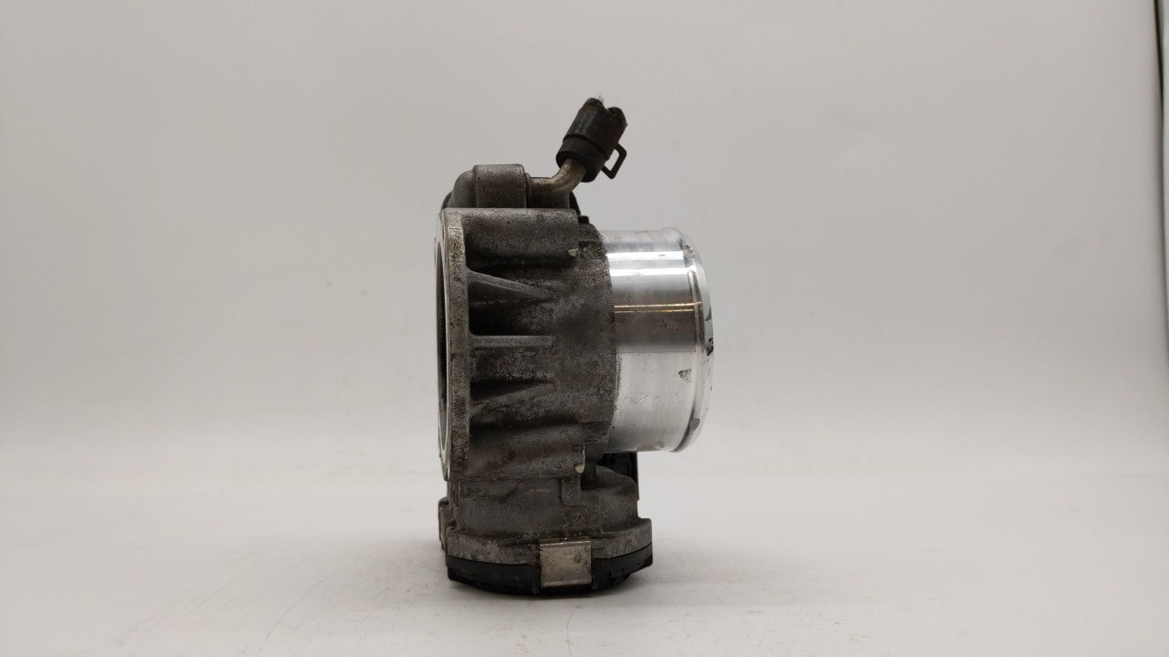 2011-2015 Kia Optima Throttle Body P/N:35100-2G700 Fits Fits 2011 2012 2013 2014 2015 2016 OEM Used Auto Parts - Oemusedauto