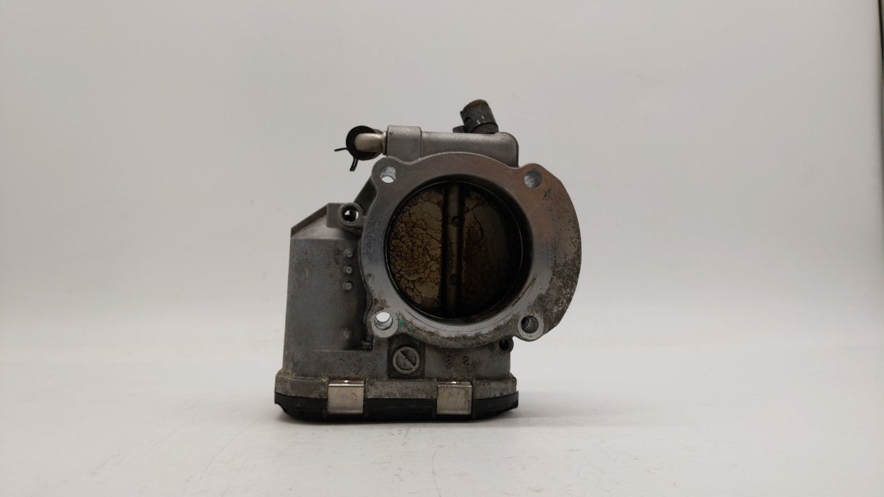 2011-2015 Kia Optima Throttle Body P/N:35100-2G700 Fits Fits 2011 2012 2013 2014 2015 2016 OEM Used Auto Parts - Oemusedauto