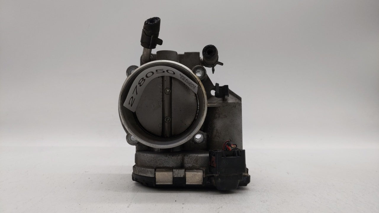 2011-2015 Kia Optima Throttle Body P/N:35100-2G700 Fits Fits 2011 2012 2013 2014 2015 2016 OEM Used Auto Parts - Oemusedauto