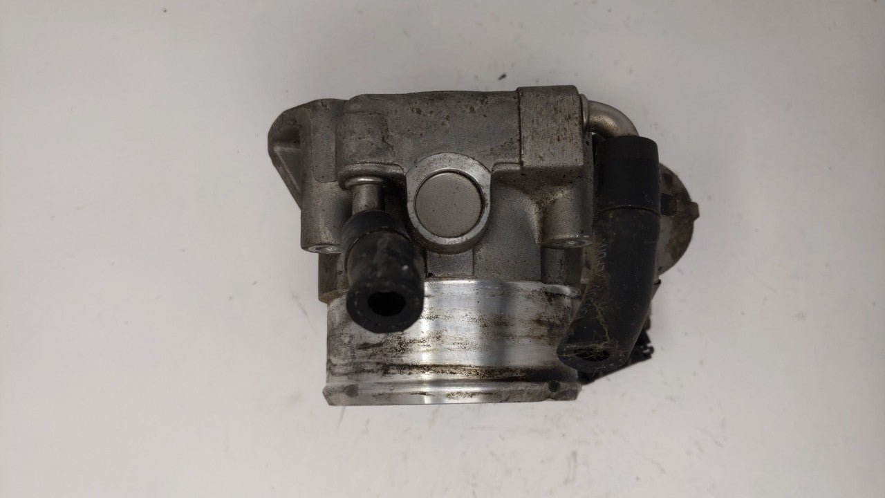 2011-2015 Kia Optima Throttle Body P/N:35100-2G700 Fits Fits 2011 2012 2013 2014 2015 2016 OEM Used Auto Parts - Oemusedauto