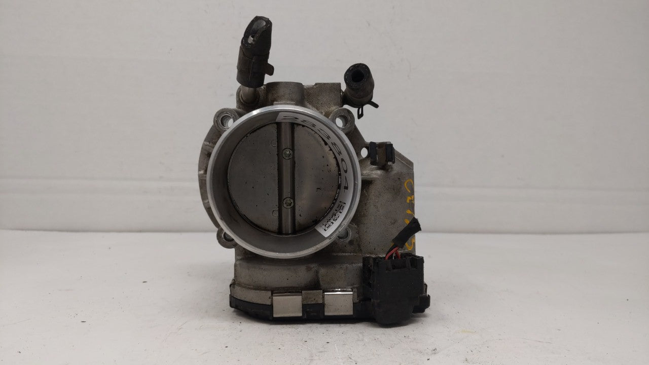 2011-2015 Kia Optima Throttle Body P/N:35100-2G700 Fits Fits 2011 2012 2013 2014 2015 2016 OEM Used Auto Parts - Oemusedauto