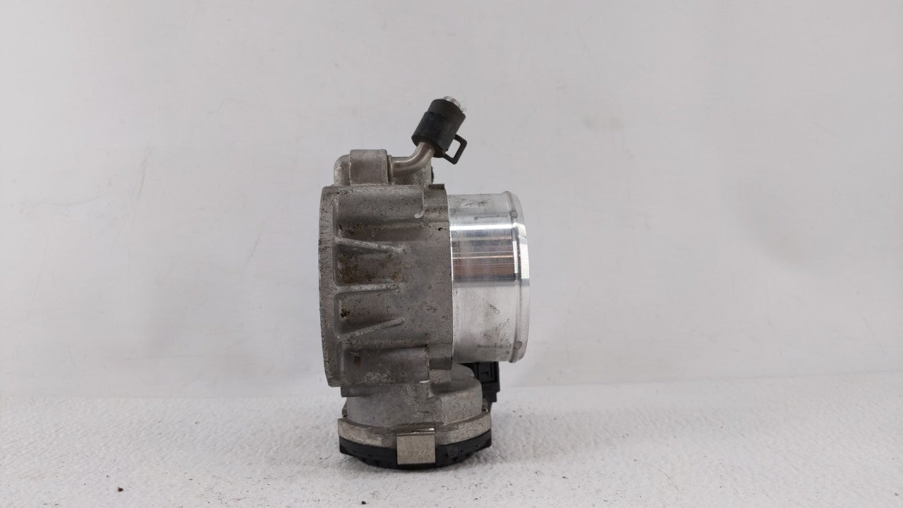 2011-2015 Kia Optima Throttle Body P/N:35100-2G700 Fits Fits 2011 2012 2013 2014 2015 2016 OEM Used Auto Parts - Oemusedauto