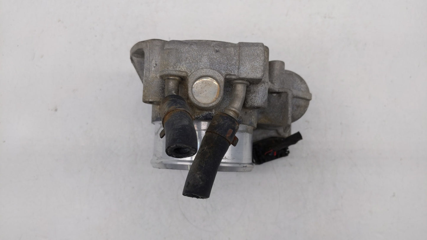 2011-2015 Kia Optima Throttle Body P/N:35100-2G710 Fits Fits 2011 2012 2013 2014 2015 2016 OEM Used Auto Parts - Oemusedauto