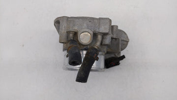 2011-2015 Kia Optima Throttle Body P/N:35100-2G710 Fits Fits 2011 2012 2013 2014 2015 2016 OEM Used Auto Parts