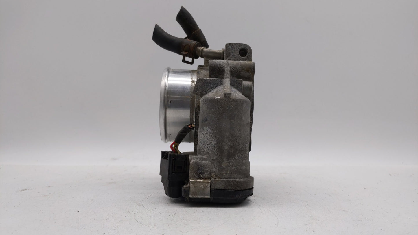 2011-2015 Kia Optima Throttle Body P/N:35100-2G710 Fits Fits 2011 2012 2013 2014 2015 2016 OEM Used Auto Parts - Oemusedauto