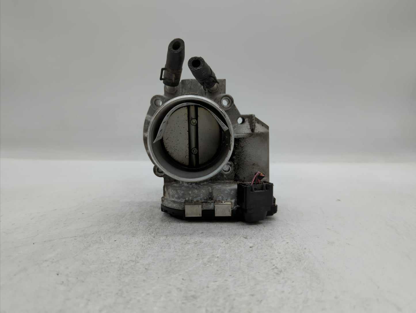 2011-2015 Kia Optima Throttle Body P/N:35100-2G710 Fits Fits 2011 2012 2013 2014 2015 2016 OEM Used Auto Parts - Oemusedauto