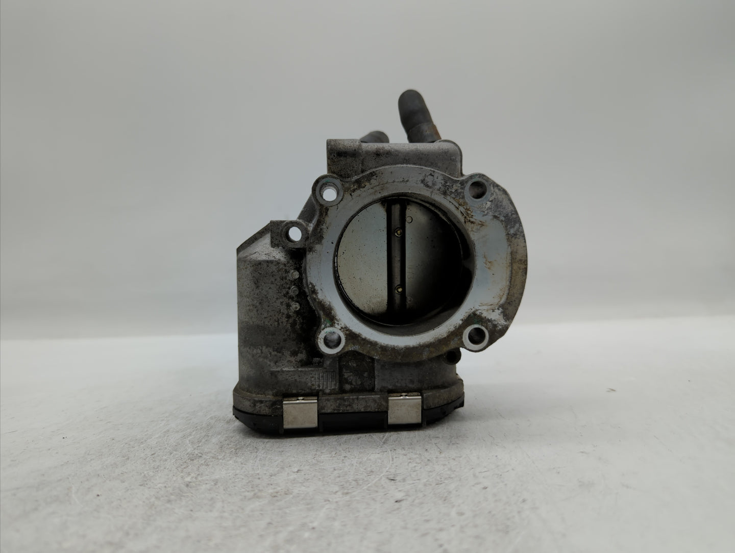 2011-2015 Kia Optima Throttle Body P/N:35100-2G710 Fits Fits 2011 2012 2013 2014 2015 2016 OEM Used Auto Parts - Oemusedauto