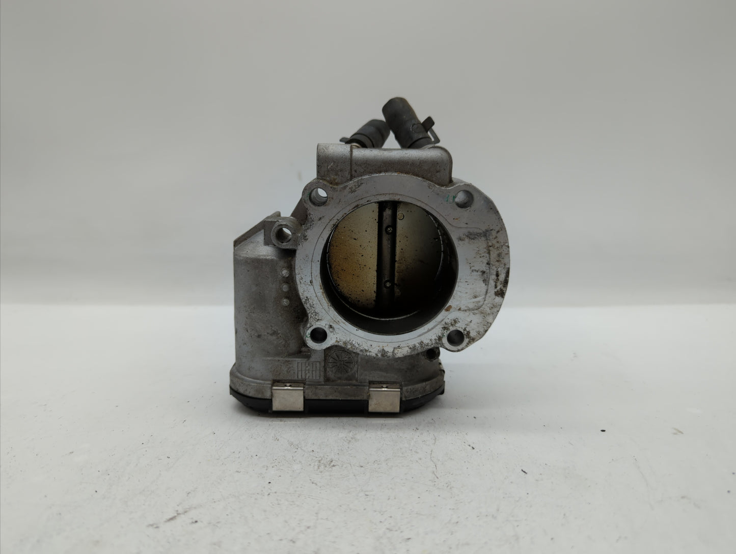 2011-2015 Kia Optima Throttle Body P/N:35100-2G710 Fits Fits 2011 2012 2013 2014 2015 2016 OEM Used Auto Parts - Oemusedauto