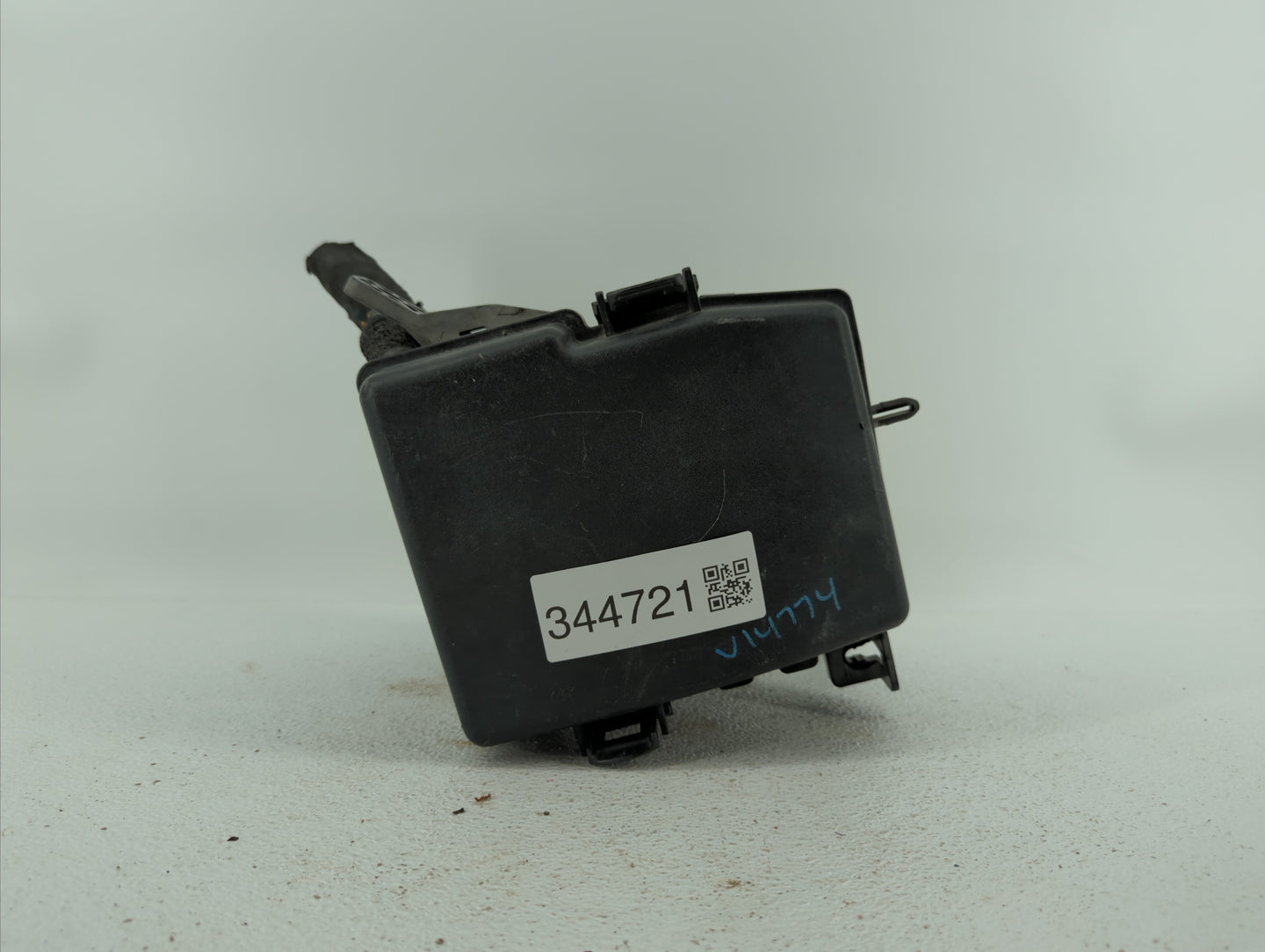 2011-2013 Kia Optima Fusebox Fuse Box Panel Relay Module P/N:VS912004C040M0 91202-2T522 Fits Fits 2011 2012 2013 OEM Used Au