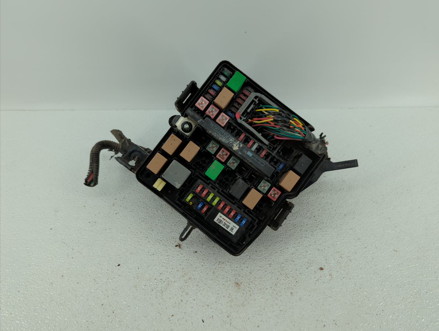 2011-2013 Kia Optima Fusebox Fuse Box Panel Relay Module P/N:18790-01316 91200-4C070, 91202-2T200 Fits Fits 2011 2012 2013 O