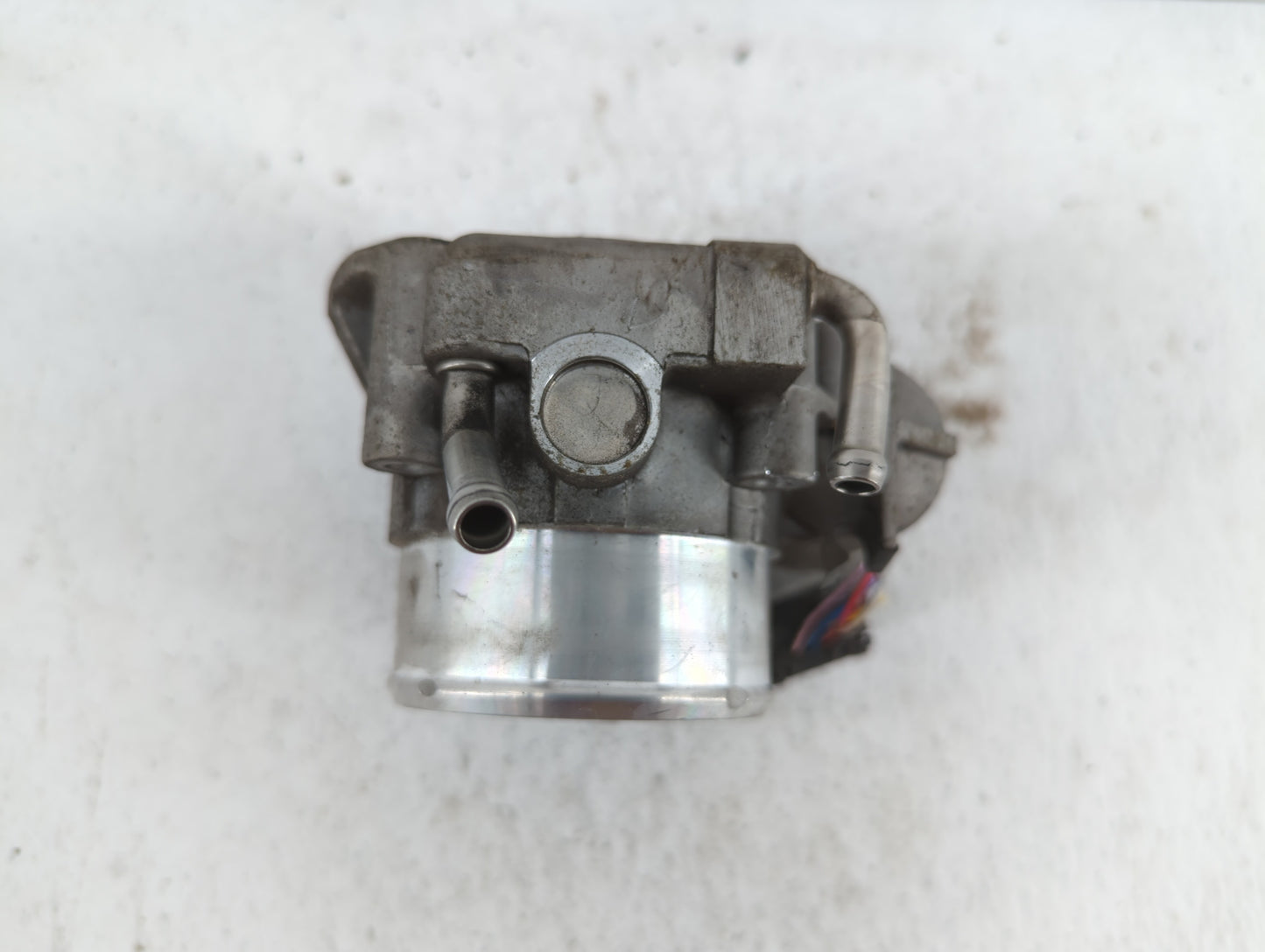 2011-2015 Kia Optima Throttle Body P/N:904501 0001 35100-2G700 Fits Fits 2011 2012 2013 2014 2015 2016 OEM Used Auto Parts -