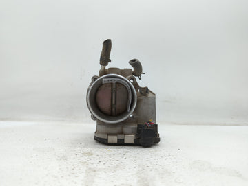 2011-2015 Kia Optima Throttle Body P/N:904501 0001 35100-2G700 Fits Fits 2011 2012 2013 2014 2015 2016 OEM Used Auto Parts -