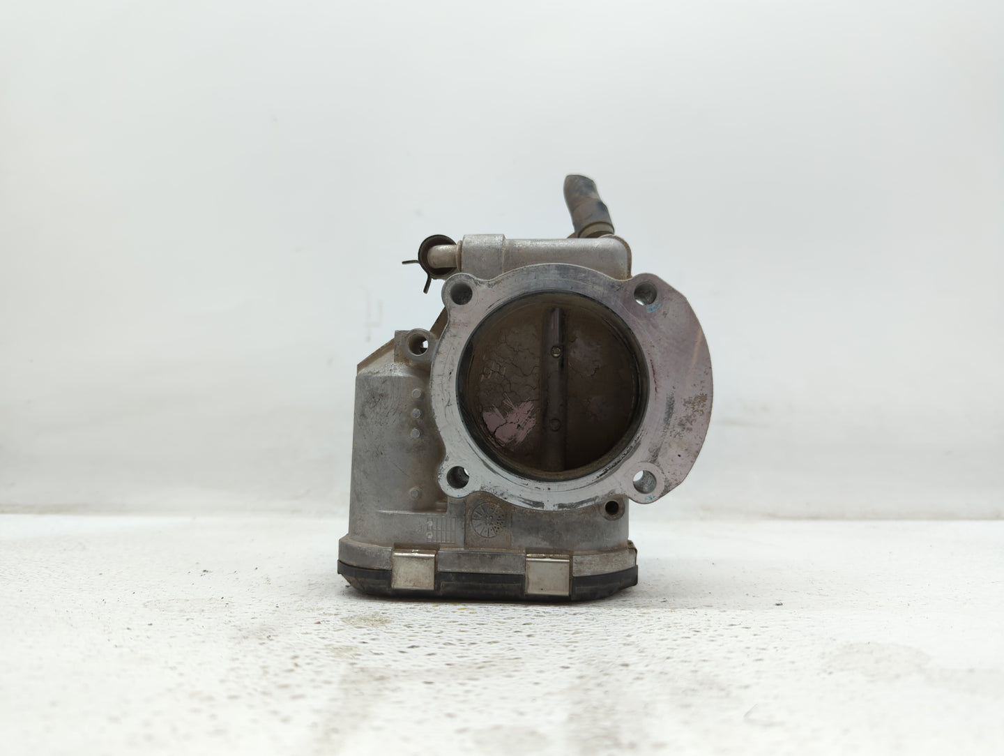 2011-2015 Kia Optima Throttle Body P/N:904501 0001 35100-2G700 Fits Fits 2011 2012 2013 2014 2015 2016 OEM Used Auto Parts -
