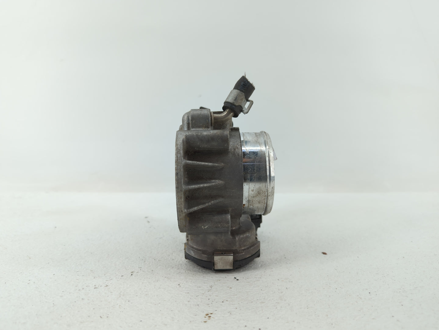 2011-2016 Kia Optima Throttle Body P/N:35100-2G800 9045010020, 0459 1847 AC Fits Fits 2011 2012 2013 2014 2015 2016 OEM Used