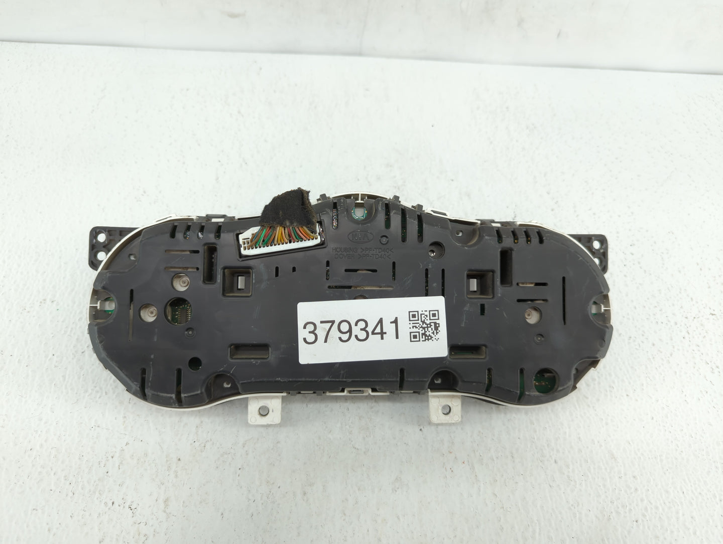 2012-2013 Kia Optima Instrument Cluster Speedometer Gauges P/N:94001-2T323 94001-2T322 Fits Fits 2012 2013 OEM Used Auto Par