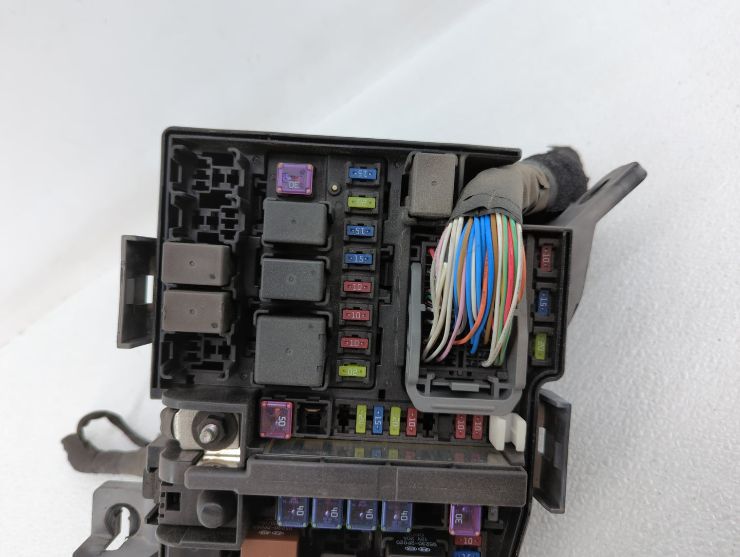 2011-2013 Kia Optima Fusebox Fuse Box Panel Relay Module P/N:91202-2T970 91202-2T971 Fits Fits 2011 2012 2013 OEM Used Auto 