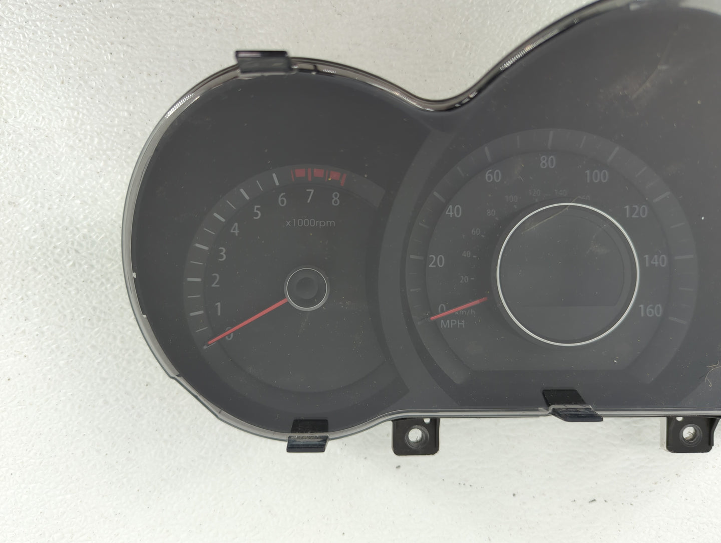 2012-2013 Kia Optima Instrument Cluster Speedometer Gauges P/N:94001-2T323 94001-2T322 Fits Fits 2012 2013 OEM Used Auto Par