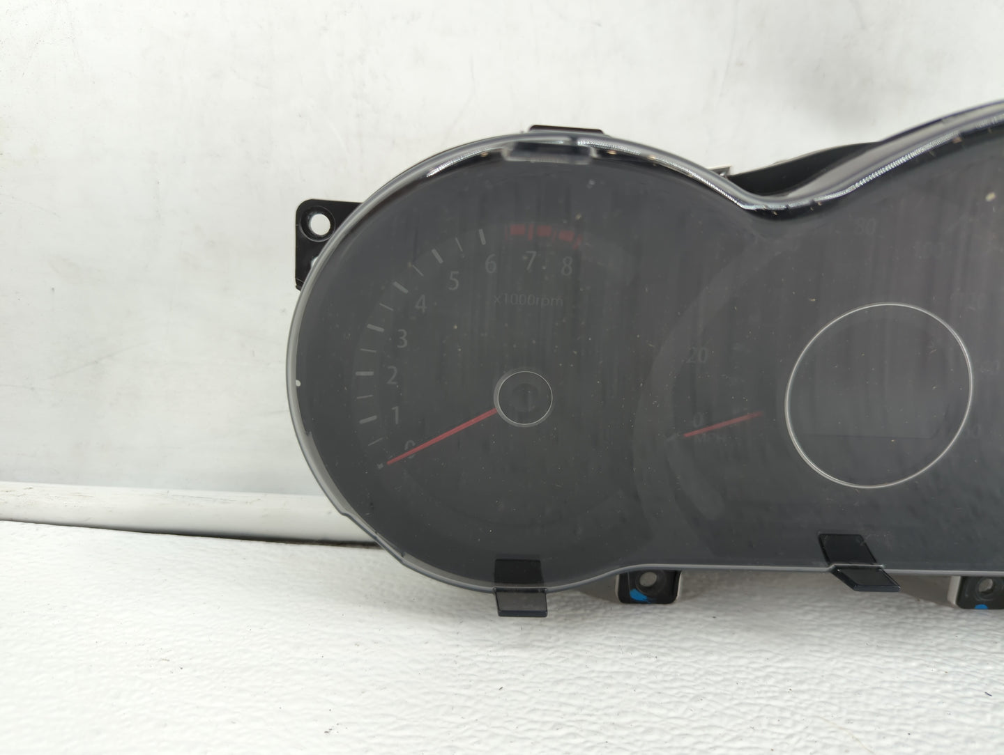 2012-2013 Kia Optima Instrument Cluster Speedometer Gauges P/N:94001-2T323 94001-2T322 Fits Fits 2012 2013 OEM Used Auto Par
