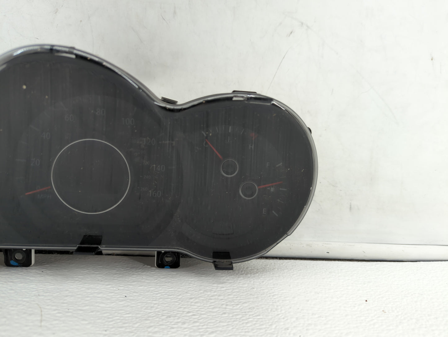 2012-2013 Kia Optima Instrument Cluster Speedometer Gauges P/N:94001-2T323 94001-2T322 Fits Fits 2012 2013 OEM Used Auto Par