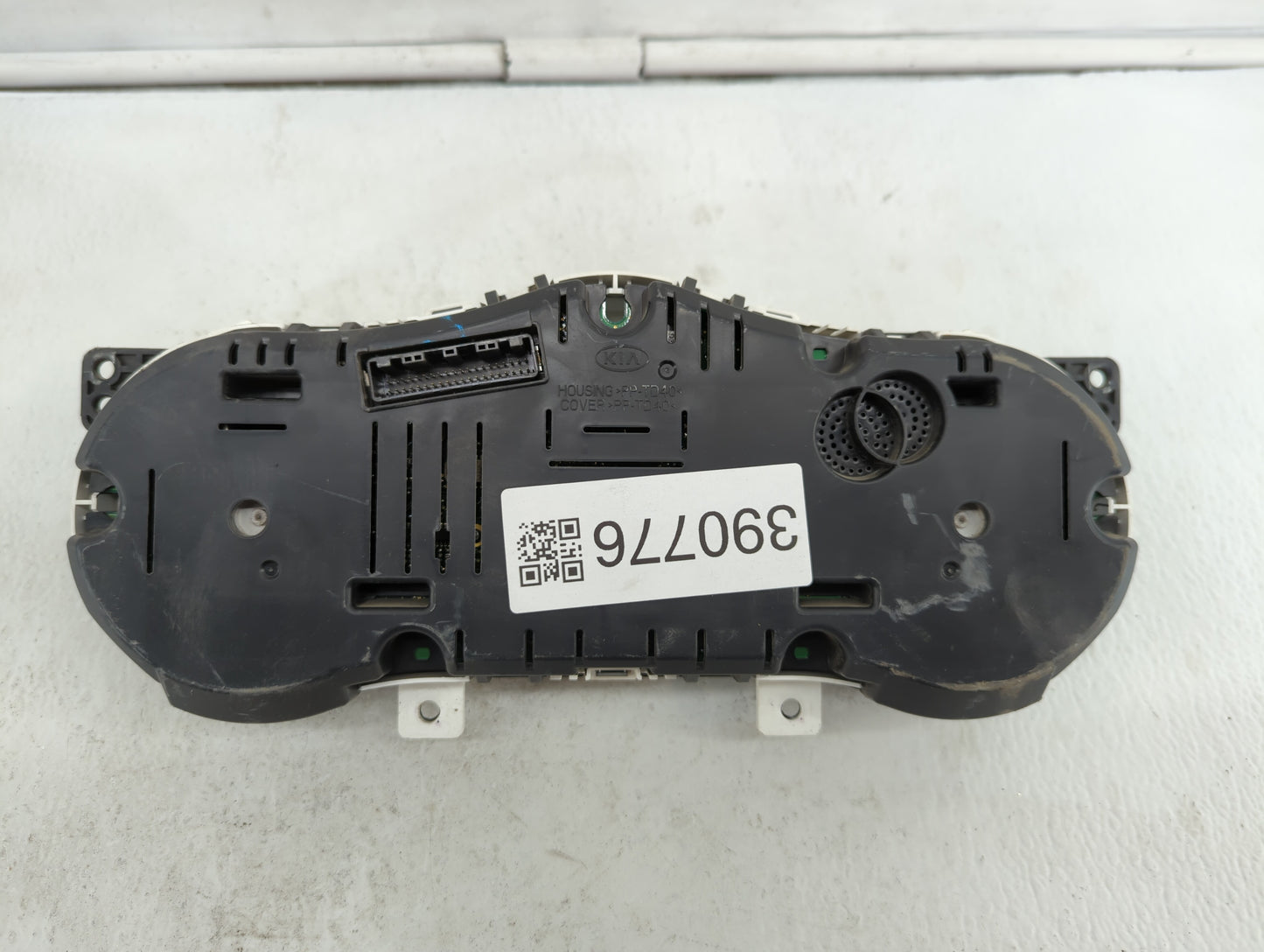 2013 Kia Optima Instrument Cluster Speedometer Gauges P/N:94011-4U013 Fits Fits 2011 2012 OEM Used Auto Parts - Oemusedautop