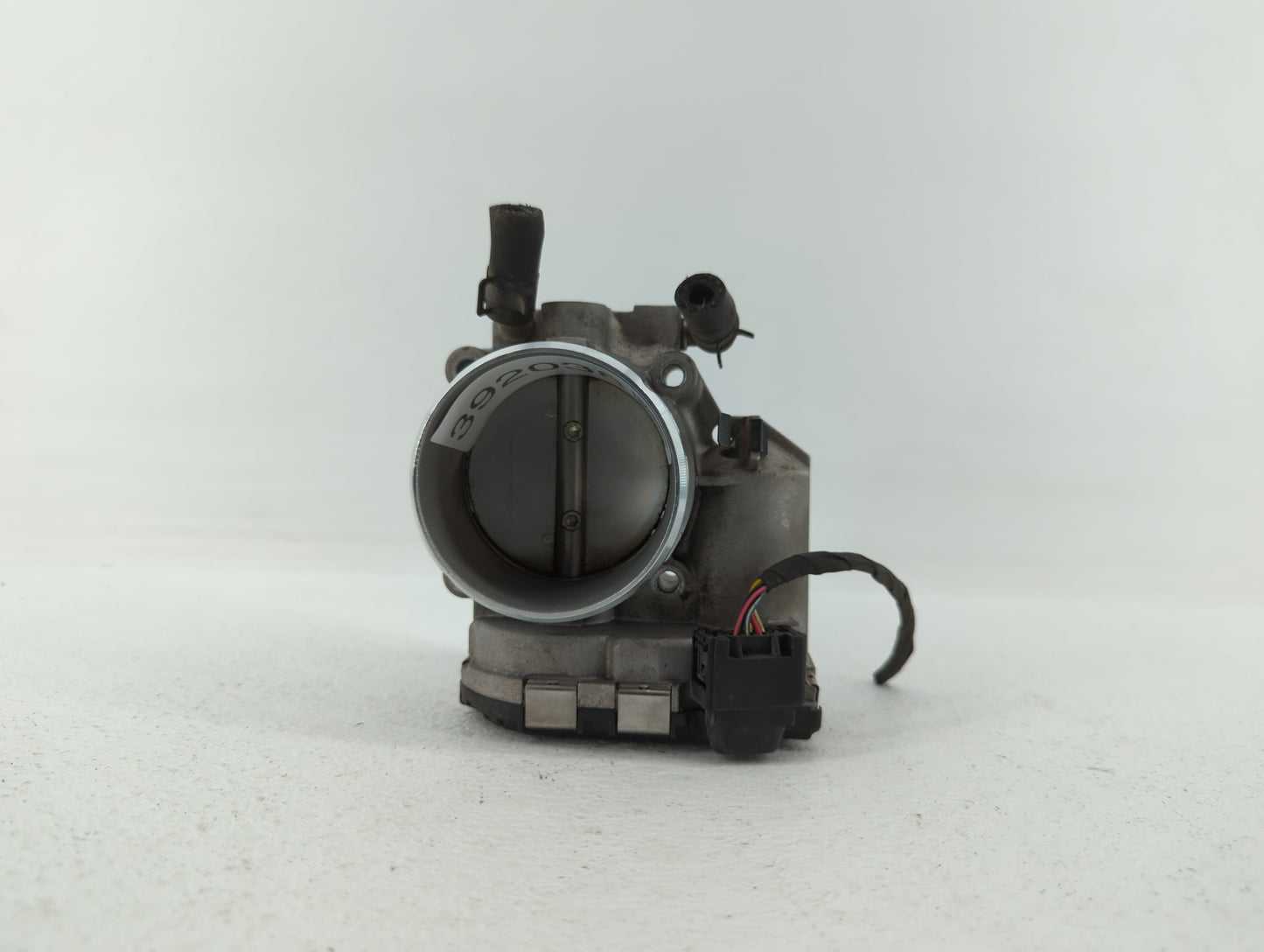 2011-2015 Kia Optima Throttle Body P/N:35100-2G700 Fits Fits 2011 2012 2013 2014 2015 2016 OEM Used Auto Parts - Oemusedauto