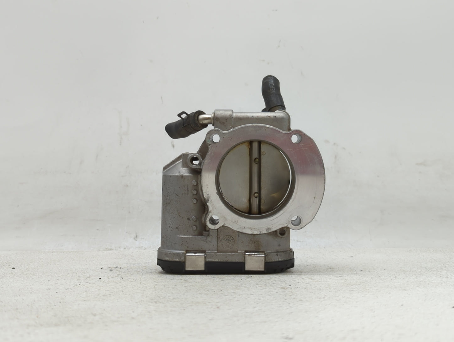 2011-2016 Kia Optima Throttle Body P/N:35100-2G700 35100-2G800 Fits Fits 2011 2012 2013 2014 2015 2016 OEM Used Auto Parts -