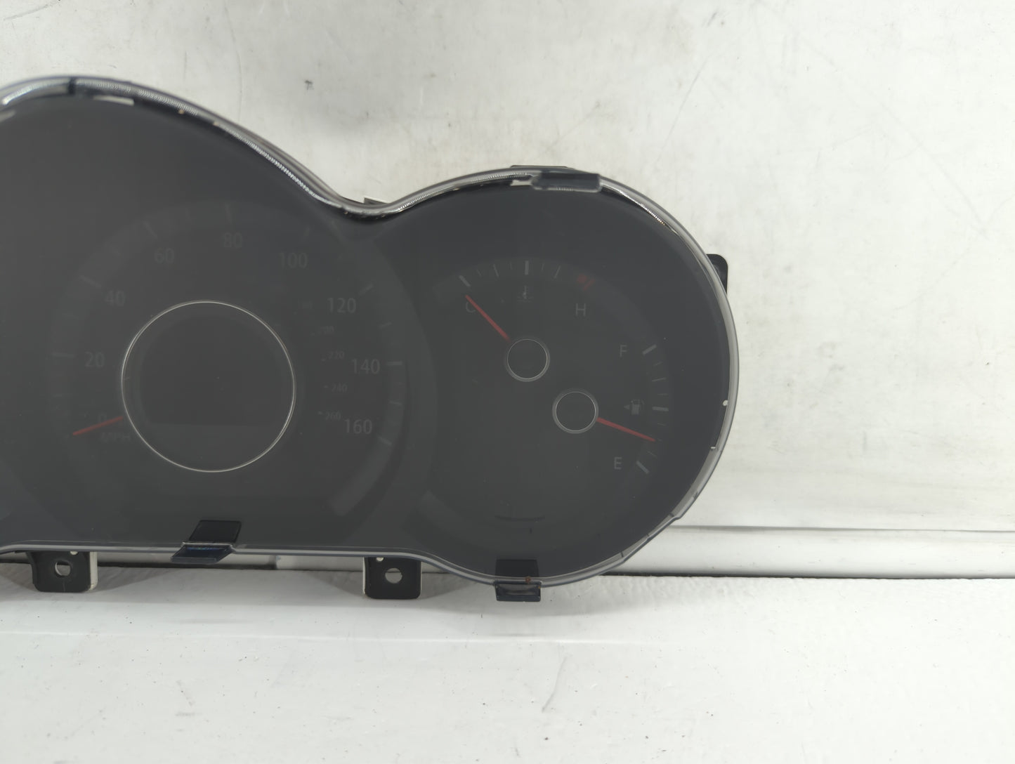 2012-2013 Kia Optima Instrument Cluster Speedometer Gauges P/N:94001-2T323 94001-2T322 Fits Fits 2012 2013 OEM Used Auto Par