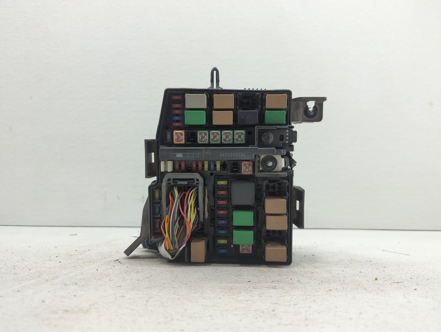 2011-2013 Kia Optima Fusebox Fuse Box Panel Relay Module P/N:VS912004C091QC VS912004C010QA Fits Fits 2011 2012 2013 OEM Used