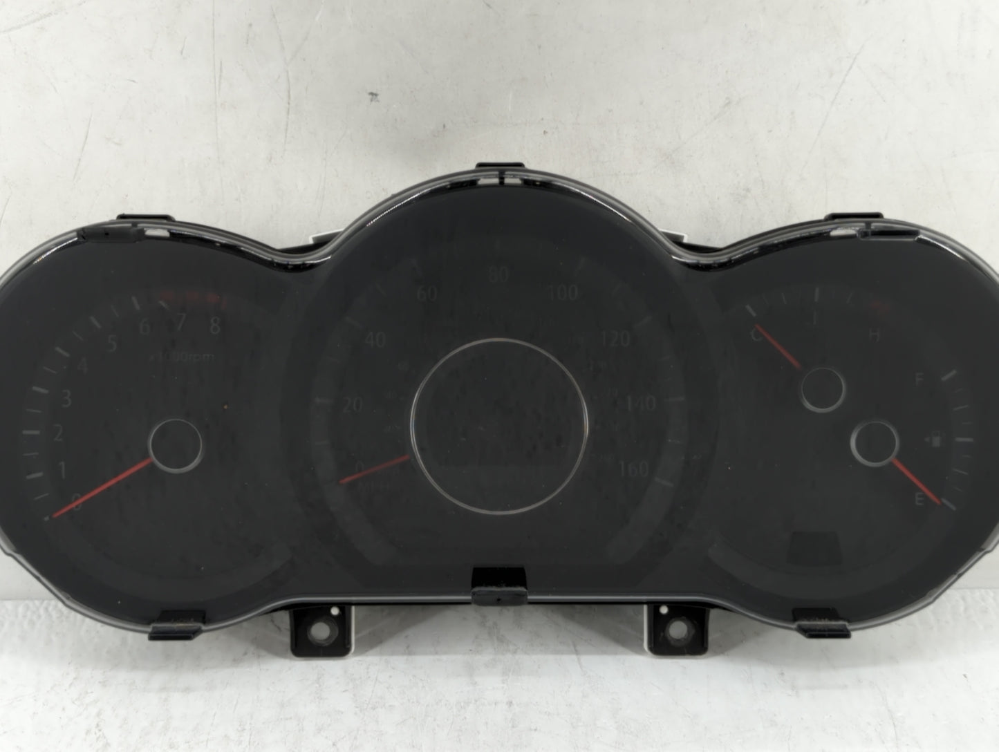 2012-2013 Kia Optima Instrument Cluster Speedometer Gauges P/N:94001-2T323 94001-2T322 Fits Fits 2012 2013 OEM Used Auto Par