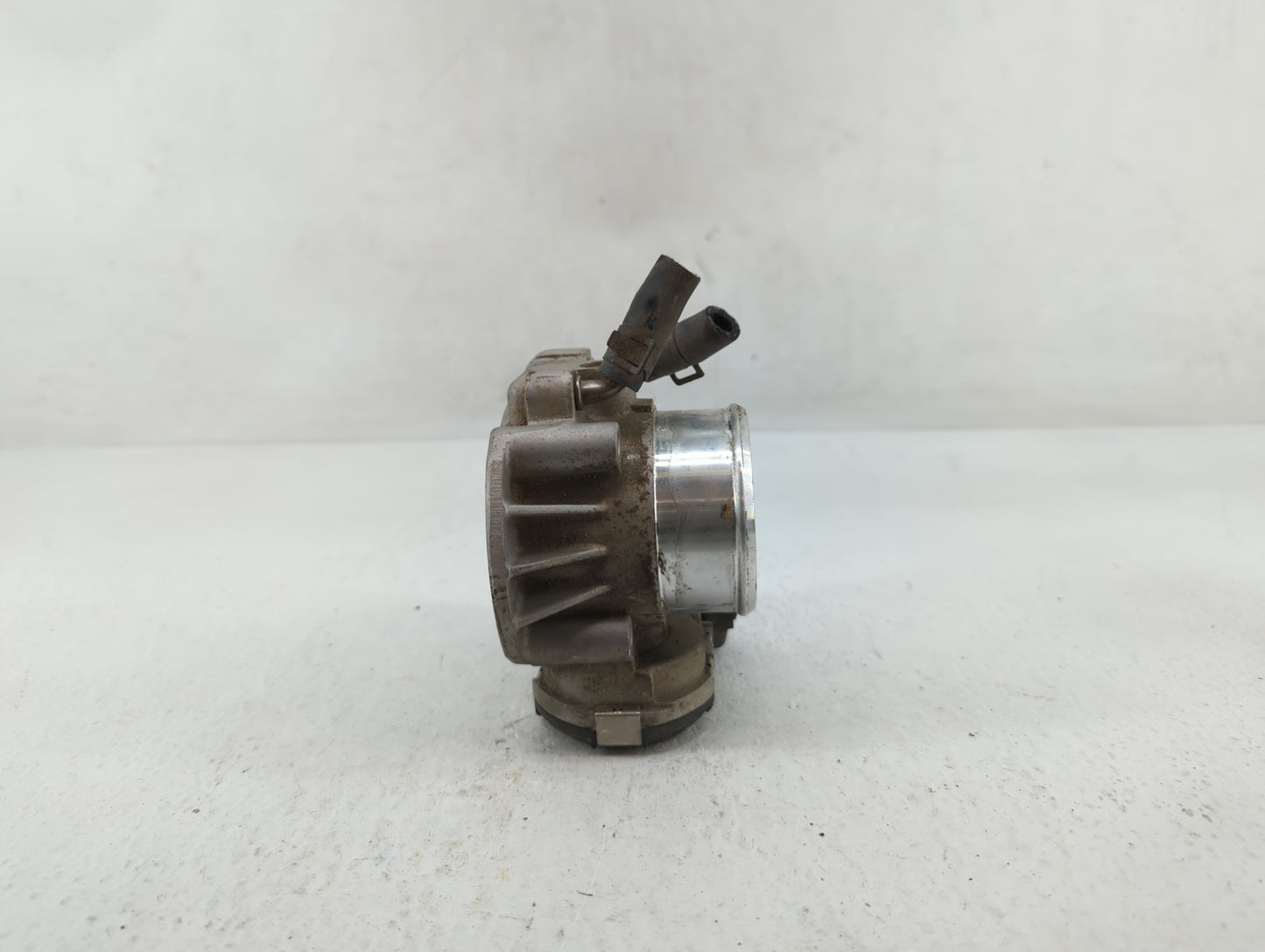2011-2015 Kia Optima Throttle Body P/N:22030-0T080 35100-2G710 Fits Fits 2011 2012 2013 2014 2015 2016 OEM Used Auto Parts -