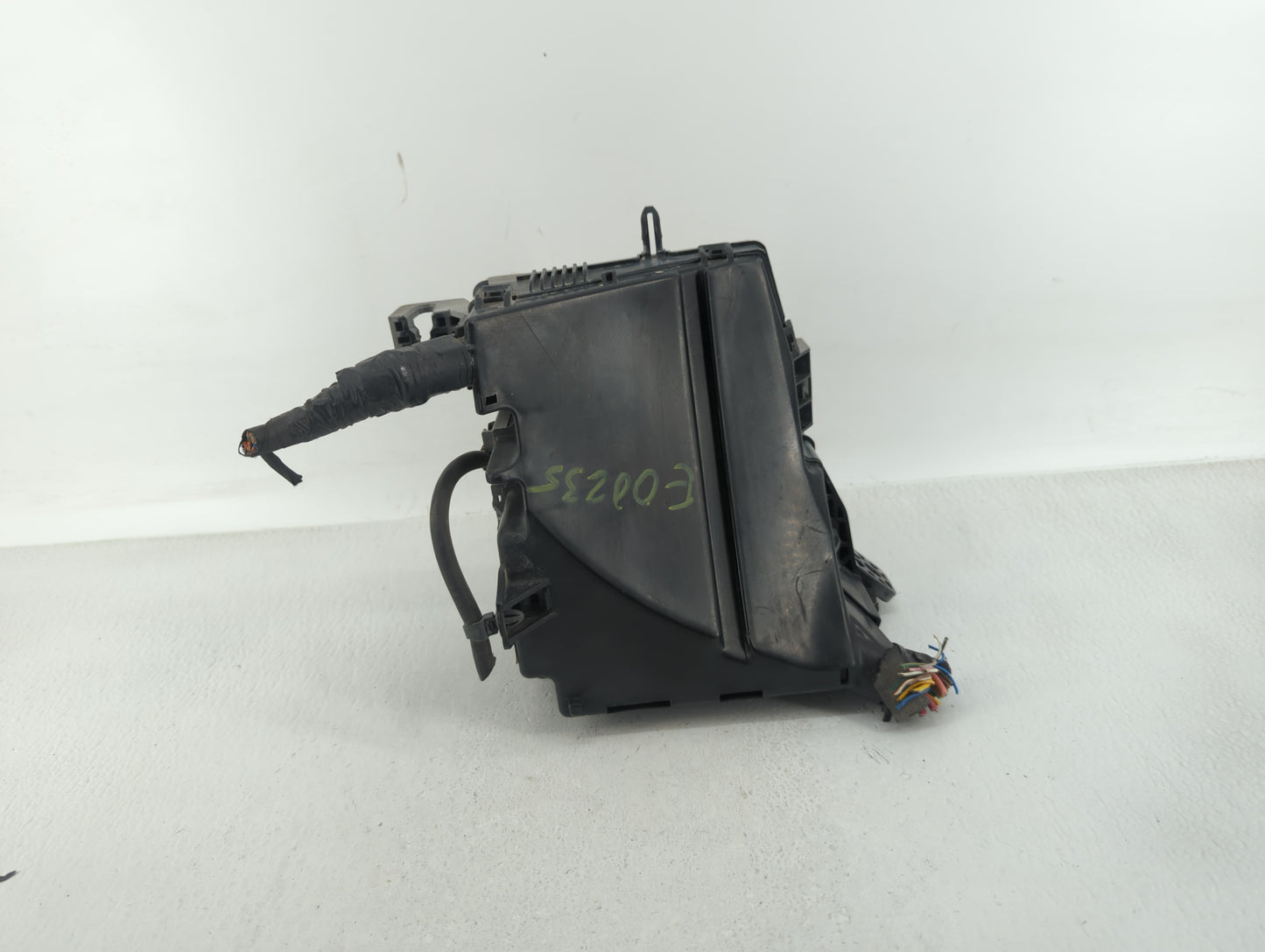 2011-2013 Kia Optima Fusebox Fuse Box Panel Relay Module P/N:91200-4C090 91202-2T261, 18790-01316 Fits Fits 2011 2012 2013 O