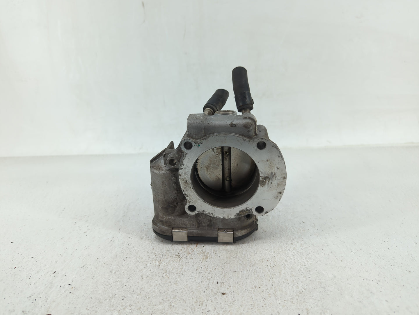 2011-2015 Kia Optima Throttle Body P/N:22030-0T080 35100-2G710 Fits Fits 2011 2012 2013 2014 2015 2016 OEM Used Auto Parts -