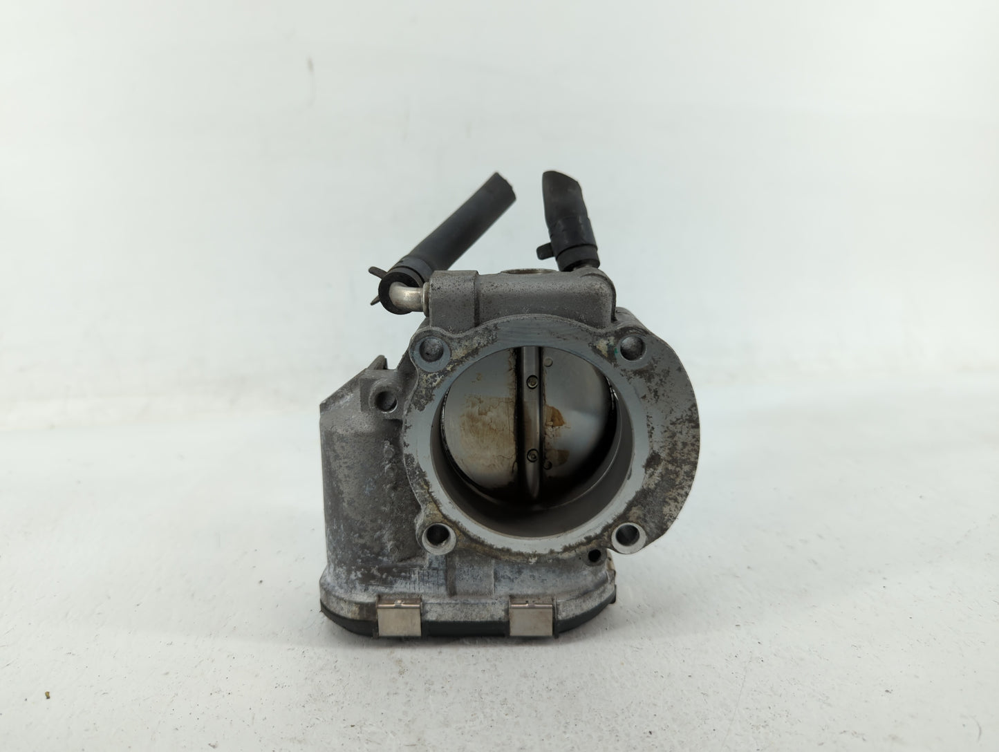 2011-2015 Kia Optima Throttle Body P/N:35100-2G700 Fits Fits 2011 2012 2013 2014 2015 2016 OEM Used Auto Parts - Oemusedauto