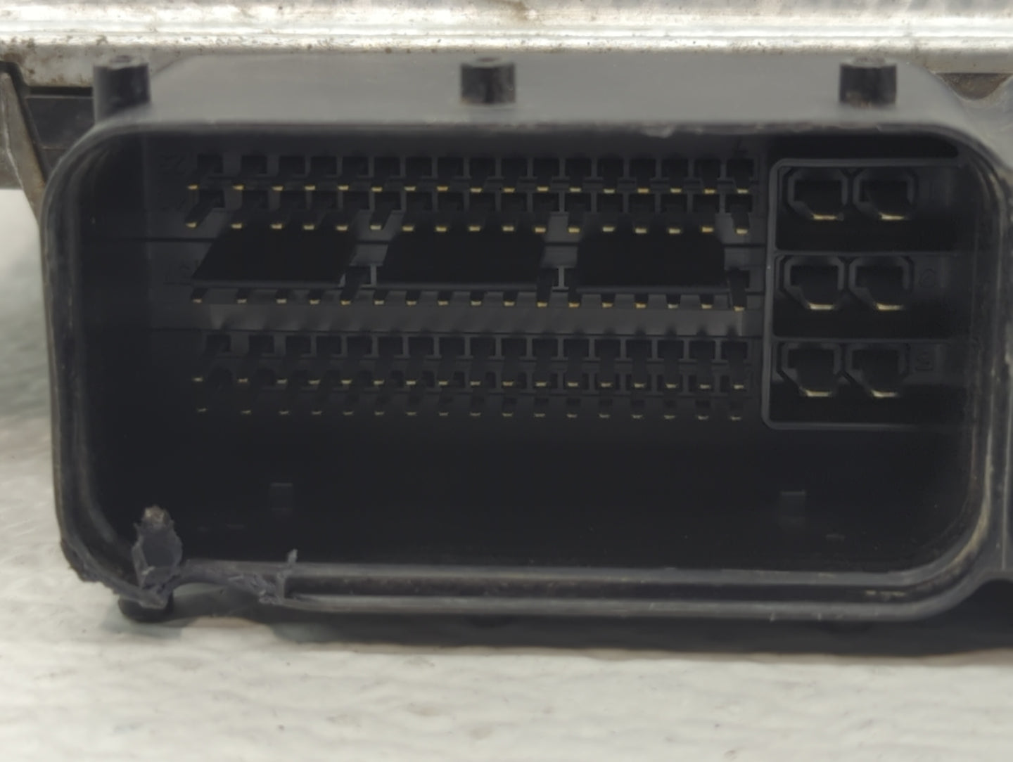 2011-2013 Kia Optima PCM Engine Control Computer ECU ECM PCU OEM P/N:39111-2G864 39101-2G864 Fits Fits 2011 2012 2013 OEM Us
