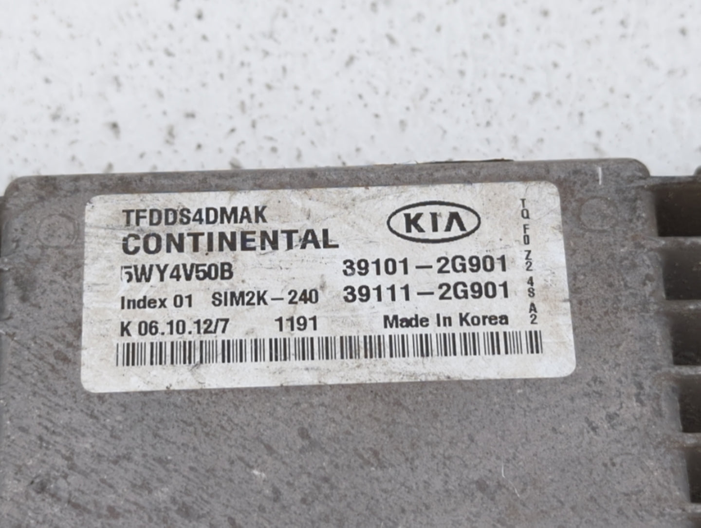 2011-2013 Kia Optima PCM Engine Control Computer ECU ECM PCU OEM P/N:39101-2G901 Fits Fits 2011 2012 2013 OEM Used Auto Part