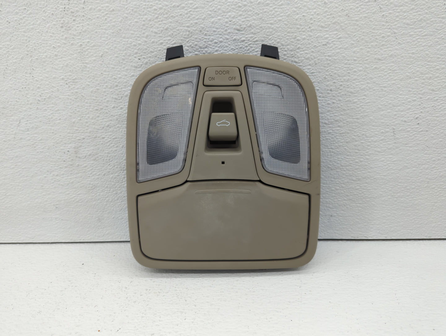 2013 Kia Optima Overhead Roof Console Beige - Oemusedautoparts1.com