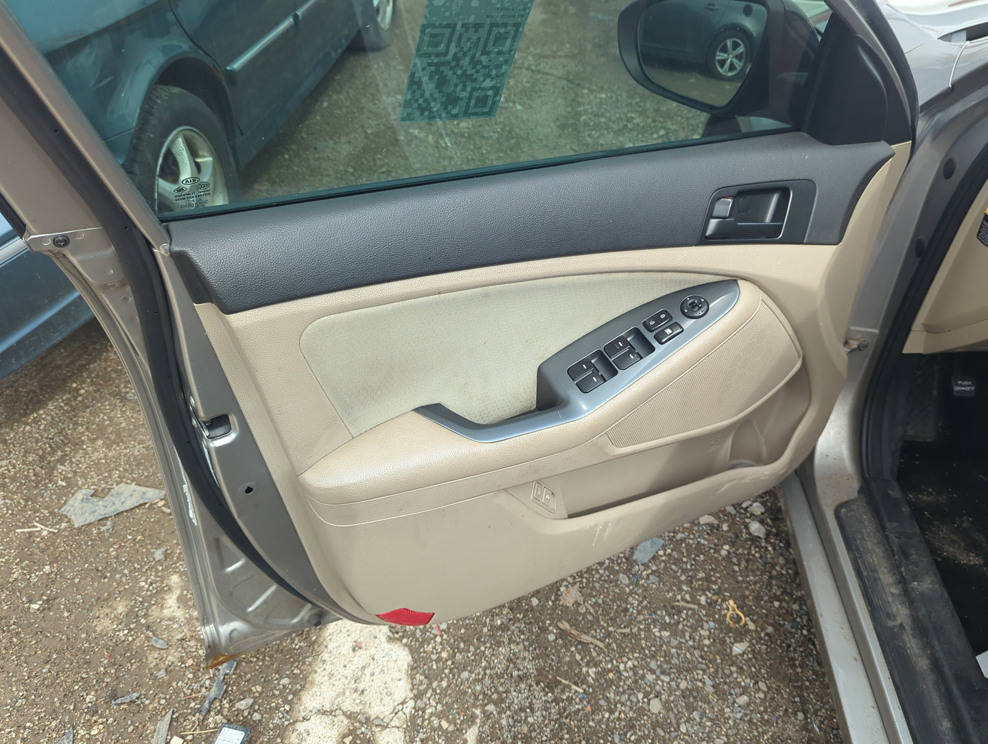 2013 Kia Optima Front Left Driver Interior Door Panel Trim 5009700 - Oemusedautoparts1.com