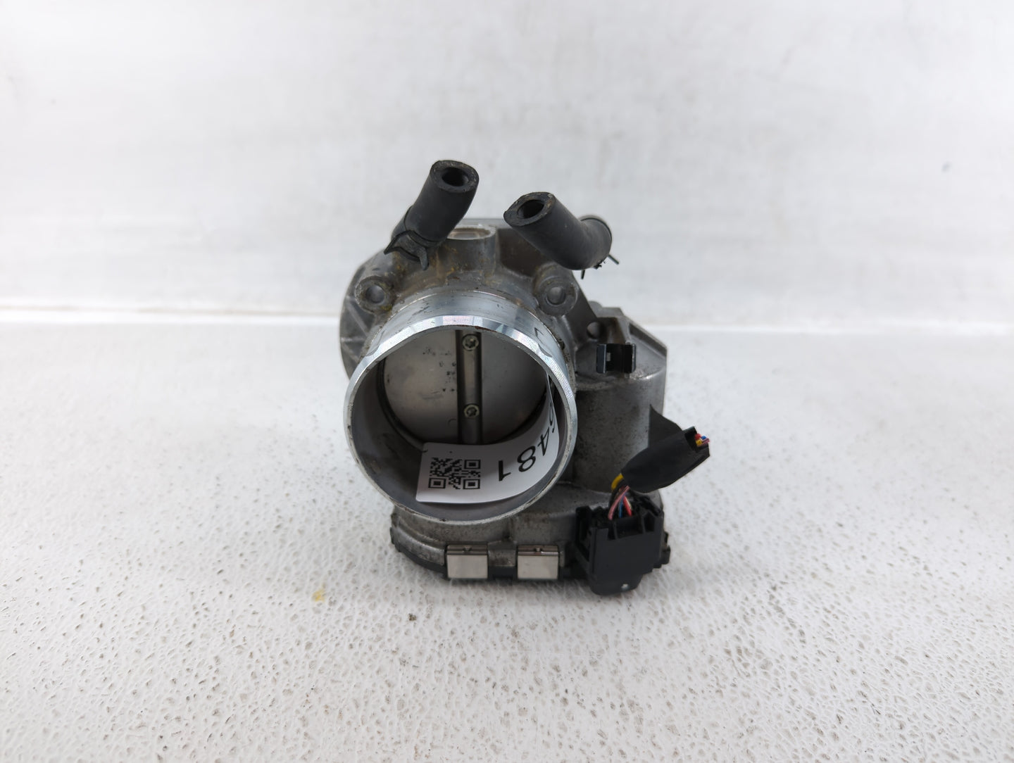 2011-2015 Kia Optima Throttle Body P/N:35100-2G700 Fits Fits 2011 2012 2013 2014 2015 2016 OEM Used Auto Parts - Oemusedauto