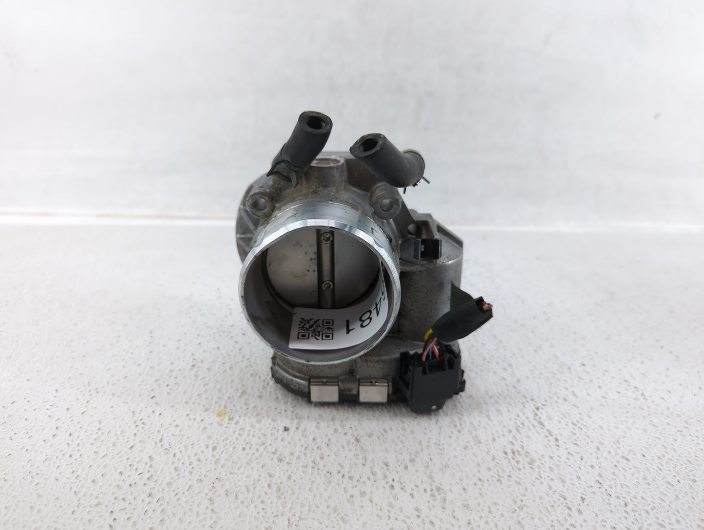 2011-2015 Kia Optima Throttle Body P/N:35100-2G700 Fits Fits 2011 2012 2013 2014 2015 2016 OEM Used Auto Parts - Oemusedauto