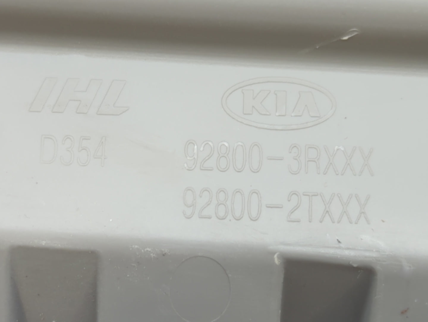 2013 Kia Optima Overhead Roof Console Grey - Oemusedautoparts1.com