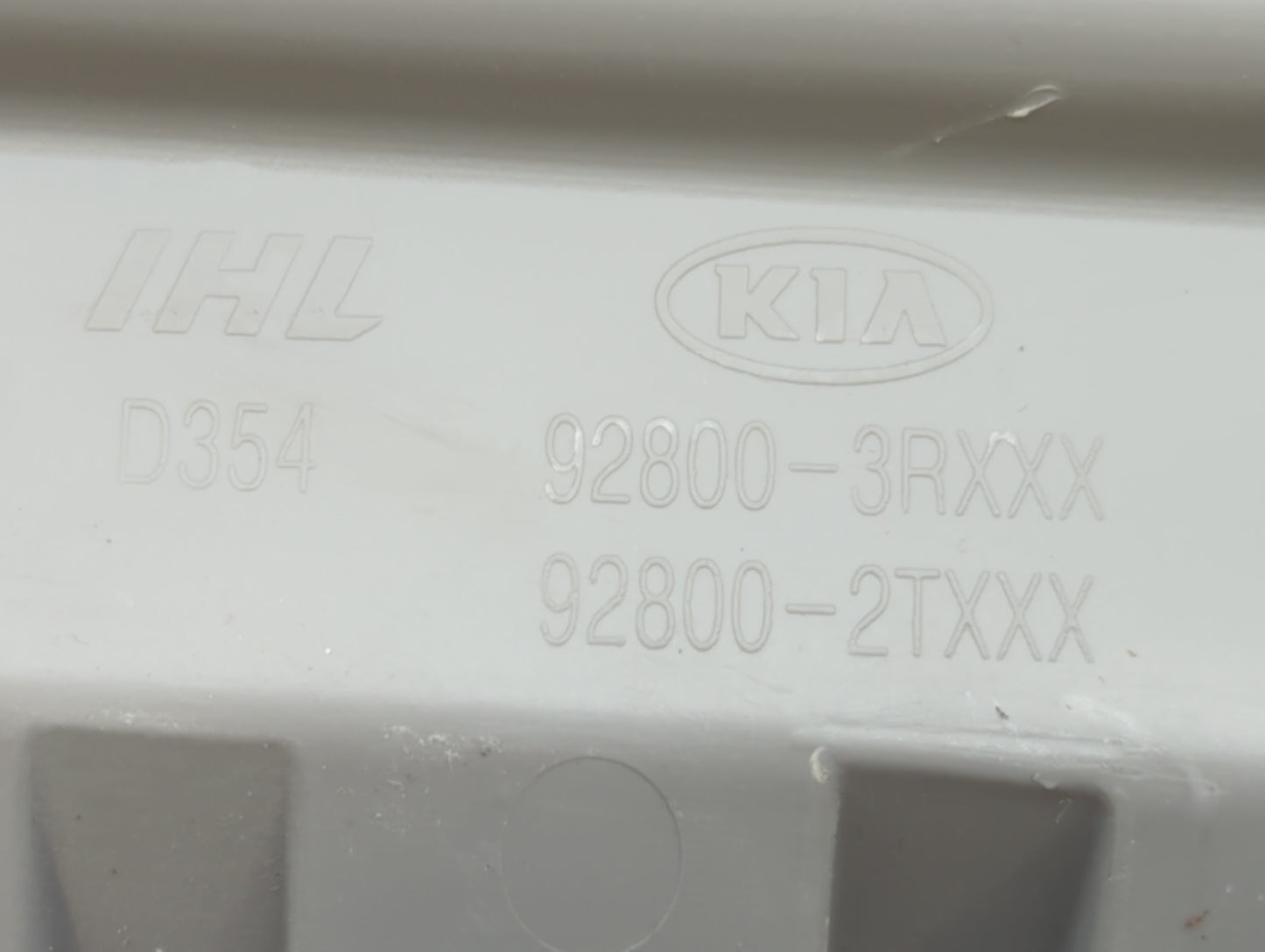 2013 Kia Optima Overhead Roof Console Grey - Oemusedautoparts1.com