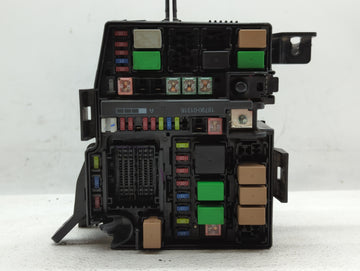 2011-2013 Kia Optima Fusebox Fuse Box Panel Relay Module P/N:912004C051 VS912004C051QC, 91200-4C040 Fits Fits 2011 2012 2013 OEM Used Auto Parts