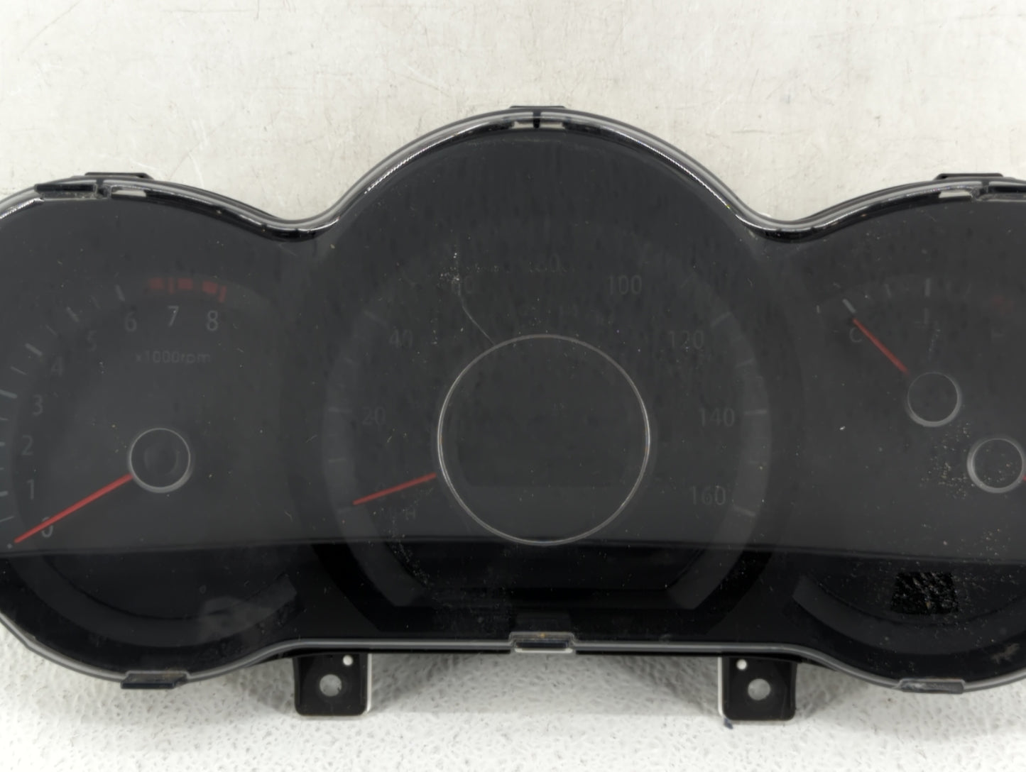 2012-2013 Kia Optima Instrument Cluster Speedometer Gauges P/N:94001-2T322 Fits Fits 2012 2013 OEM Used Auto Parts - Oemused