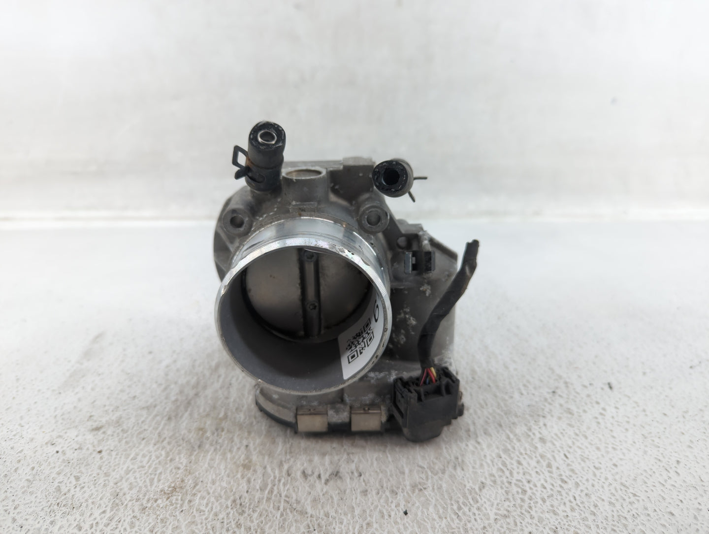 2011-2015 Kia Optima Throttle Body P/N:35100-2G700 Fits Fits 2011 2012 2013 2014 2015 2016 OEM Used Auto Parts - Oemusedauto