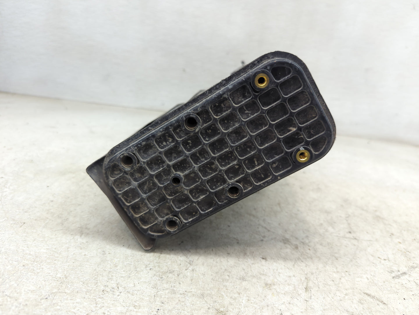 2013 Kia Optima Fuel Vapor Charcoal Canister 537212 - Oemusedautoparts1.com