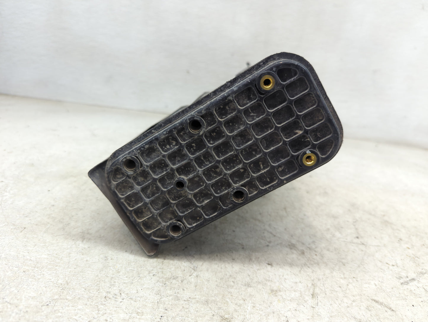 2013 Kia Optima Fuel Vapor Charcoal Canister 537212 - Oemusedautoparts1.com