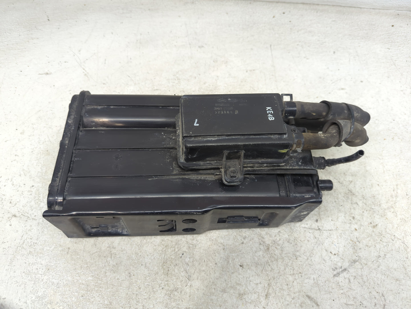 2013 Kia Optima Fuel Vapor Charcoal Canister 537212 - Oemusedautoparts1.com