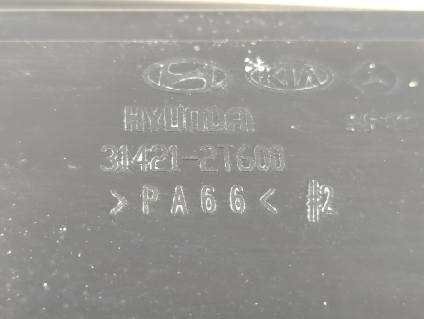 2013 Kia Optima Fuel Vapor Charcoal Canister 537212 - Oemusedautoparts1.com