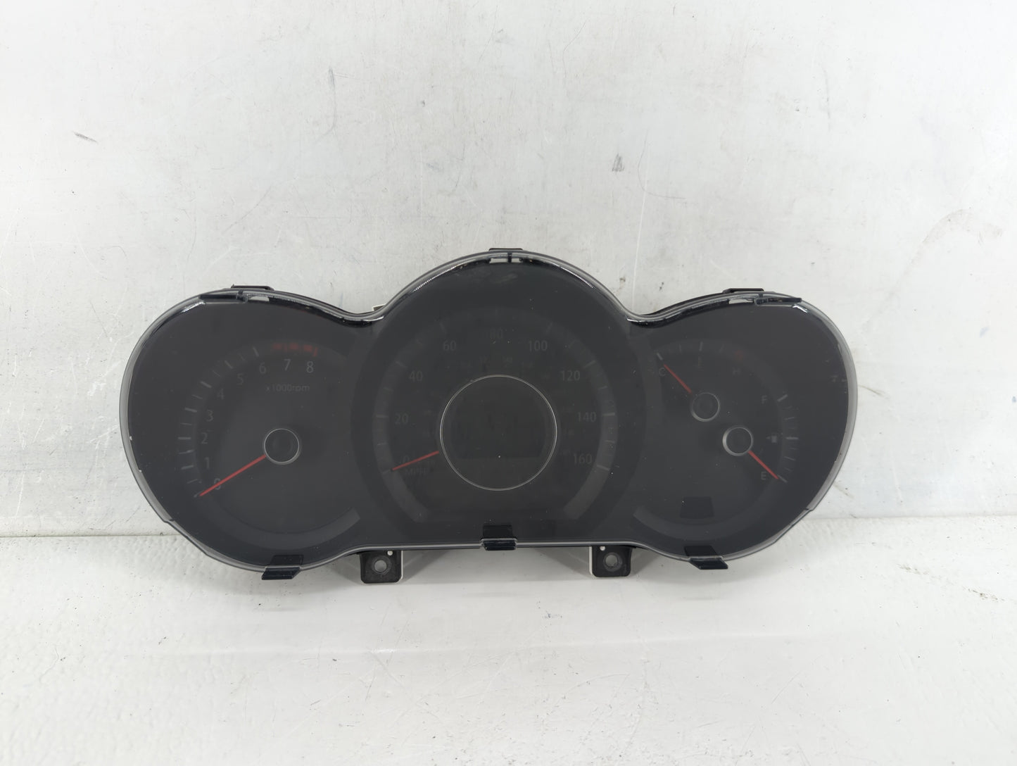 2012-2013 Kia Optima Instrument Cluster Speedometer Gauges P/N:94001-2T322 Fits Fits 2012 2013 OEM Used Auto Parts - Oemused