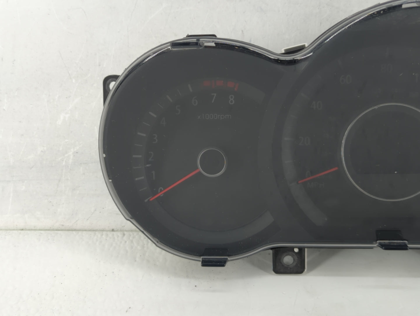 2012-2013 Kia Optima Instrument Cluster Speedometer Gauges P/N:94001-2T322 Fits Fits 2012 2013 OEM Used Auto Parts - Oemused